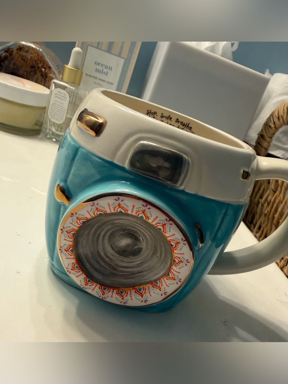 Ceramic Vintage Camera Coffee Mug - Picture 4 of 7